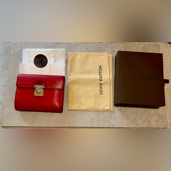 Authentic Louis Vuitton wallet red leather - Picture 2 of 10